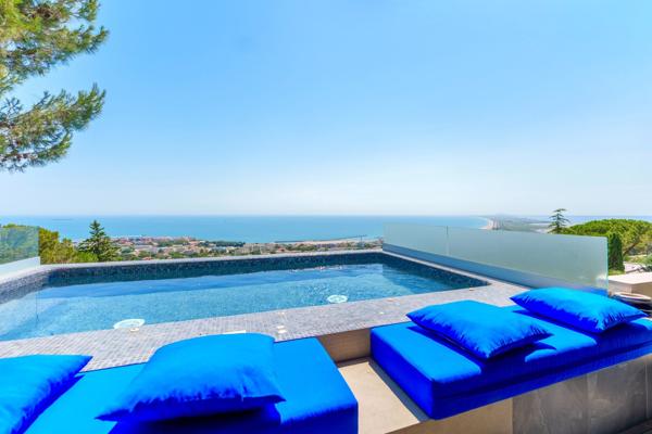 Vente Maison de luxe Sète 7 Pièces 304 m²