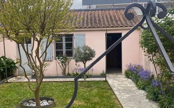 Maison à vendre    5 pièces • 125,30 m2 Rochefort