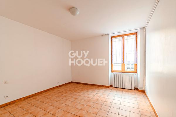 Appartement  2 pièces de 51 m2 en centre-ville