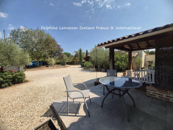 Maison de charme avec piscine et jardin arboré