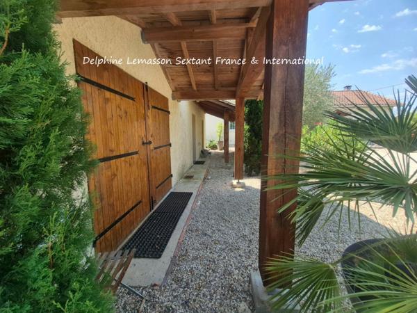 Maison de charme avec piscine et jardin arboré