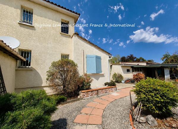 Maison de charme avec piscine et jardin arboré