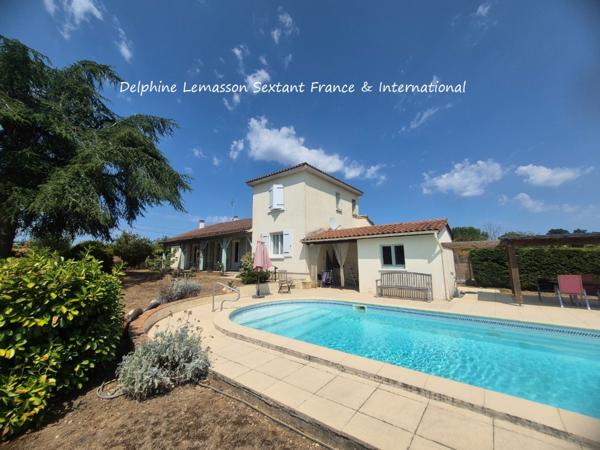 Maison de charme avec piscine et jardin arboré