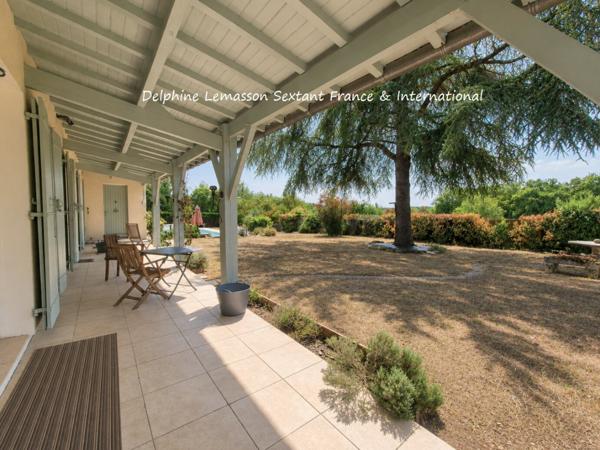 Maison de charme avec piscine et jardin arboré