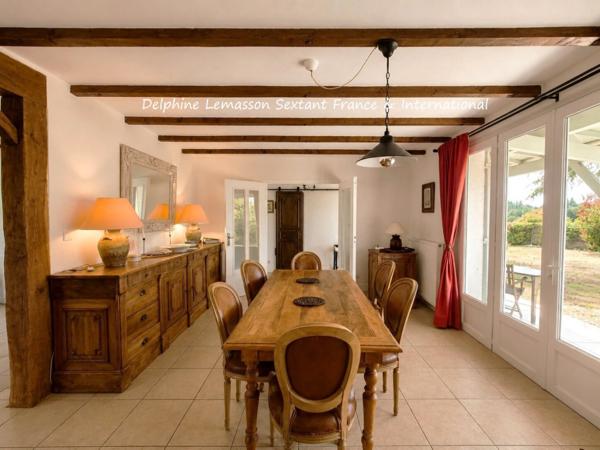 Maison de charme avec piscine et jardin arboré