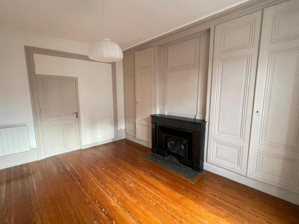 Appartement 2 pièces de 43 m² à Neuville sur saone