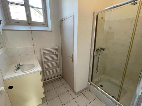Appartement 2 pièces de 43 m² à Neuville sur saone