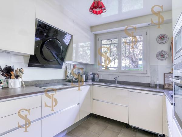 Belle propriété familiale avec 2300m² de terrain