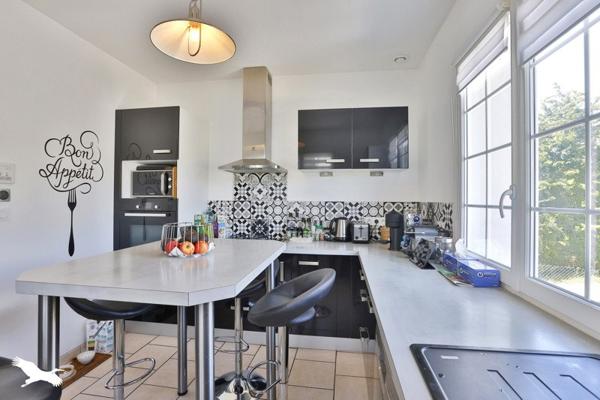 Maison à vendre 315 582 € Montlouis-sur-Loire 5 p 101 m² DPE B