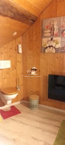 Bien stiué, maison ancienne très agréable