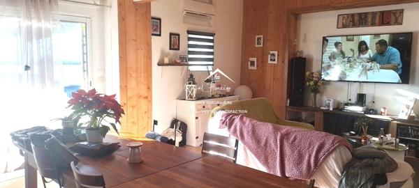 Bien stiué, maison ancienne très agréable