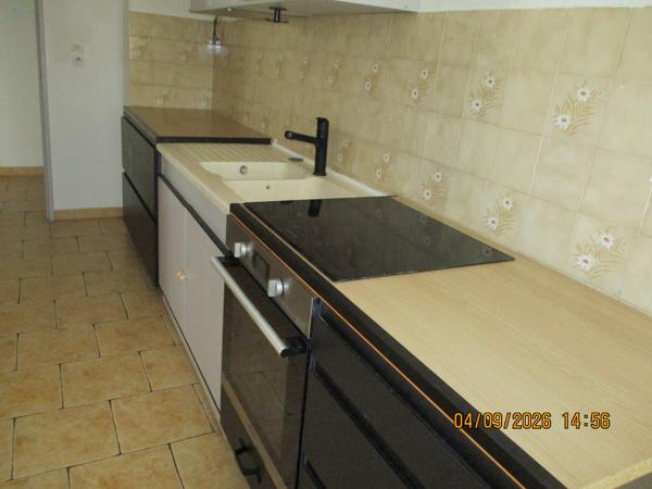 MARTIGUES appartement f3 TRANSFORM2 en T 2 65m2 AVEC GRANDE LOGGIA 13m2 place parking 795 e CHAUFFAGE ET CHAGE