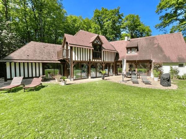 Location Maison 5 pièces 177.1 m² - LOT NUMERO 300 Saint Gatien Des Bois 14130