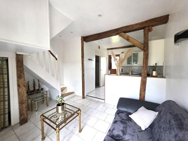 Magnifique longère de charme, ses gites et ses 4Ha de terrain !!