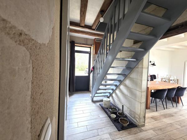 Magnifique longère de charme, ses gites et ses 4Ha de terrain !!