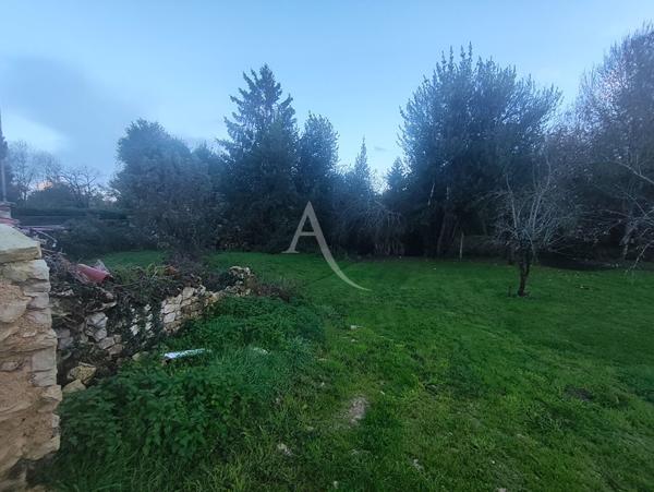 Maison avec dépendances