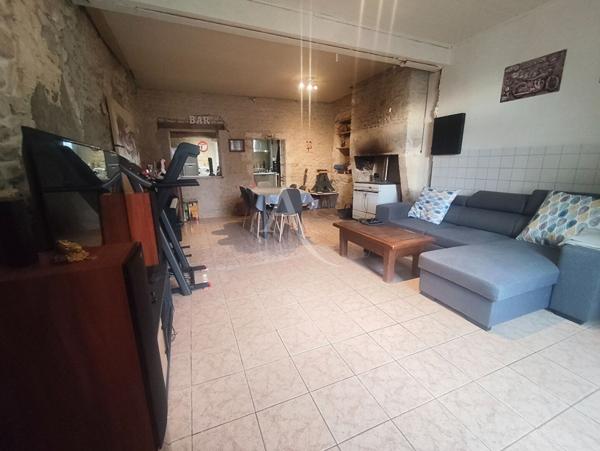 Maison avec dépendances