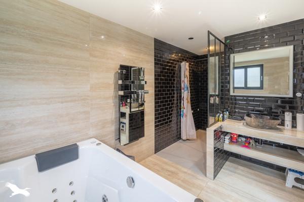 Maison à vendre |  Messanges |  8 pièces | 345 m²