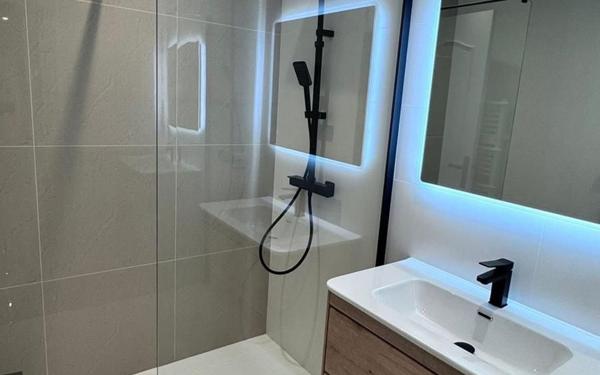 Appartement à vendre    3 pièces • 63 m2 Cagnes-sur-Mer