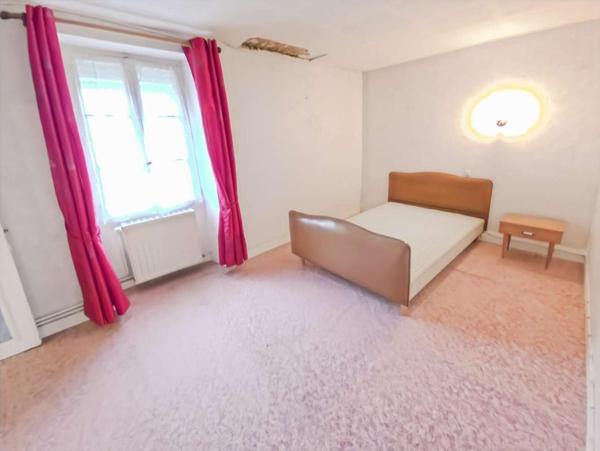 BAILLEUL 61160 maison 3 chambres libre , terrain clos 961 m²