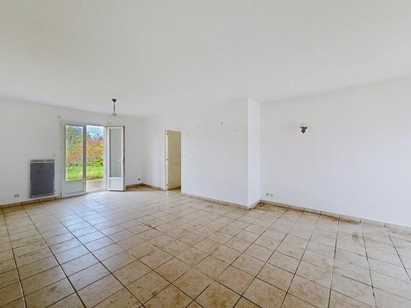 Plain-pied lumineux avec terrasse à Meschers sur Gironde