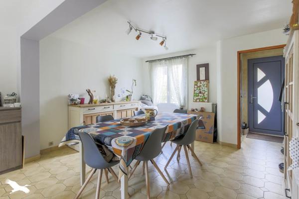 Maison à vendre 420 000 € Plaisir 7 p 132 m² DPE D