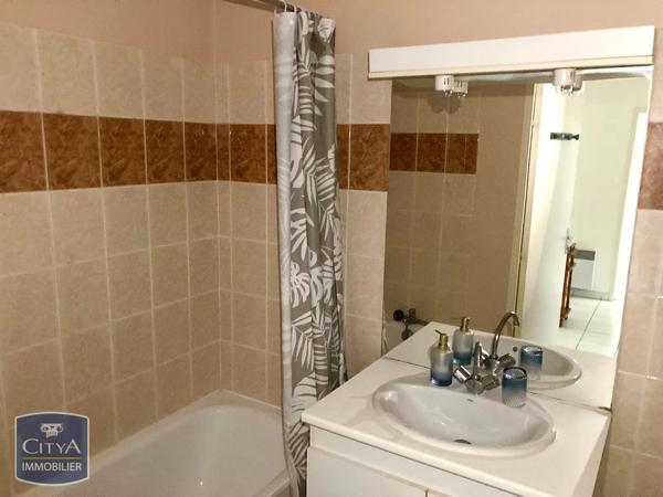 Appartement à louer 3 pièces 55m² Lons (64140)
