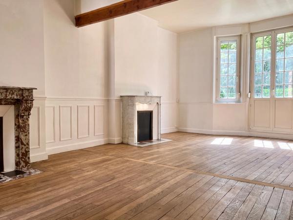 Dpt Marne (51), à vendre REIMS appartement T2 de 66,5 m², un balcon exposé sud-ouest, un grenier;