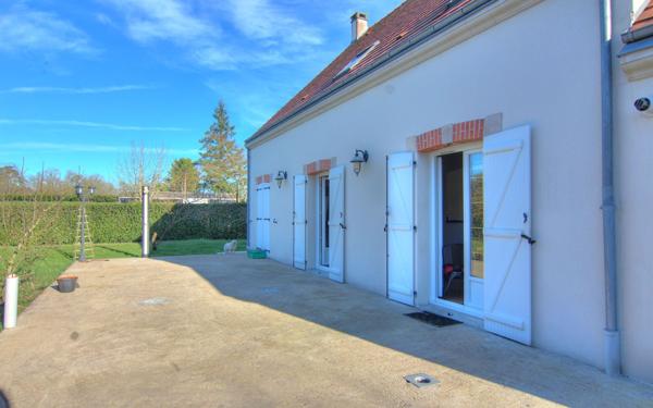 Maison à vendre    4 pièces • 155 m2 Saint-Jean-le-Blanc