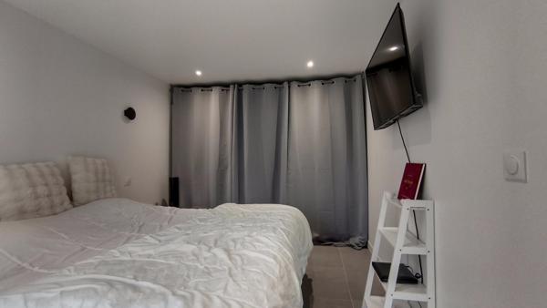 Maison 85m2, 5 pièces , jardin 483m2