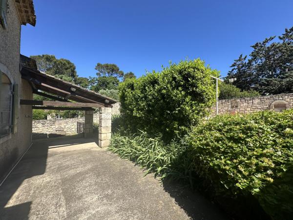 Villa Provençale 4 chambres avec piscine garage et au calme