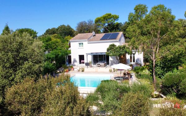 Maison à vendre    6 pièces •  Saint-Mathieu-de-Tréviers