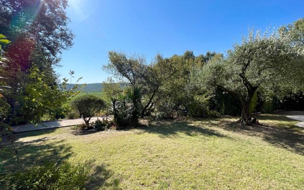 Maison à vendre    6 pièces •  Saint-Mathieu-de-Tréviers