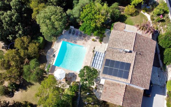 Maison à vendre    6 pièces •  Saint-Mathieu-de-Tréviers