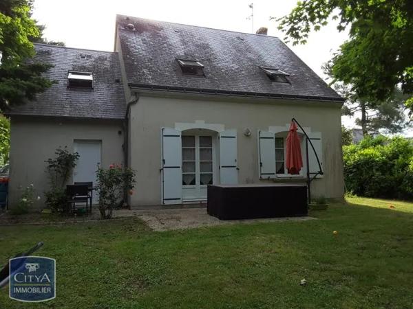 Maison à louer 5 pièces 90m² Luynes (37230)