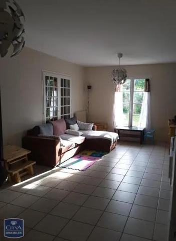 Maison à louer 5 pièces 90m² Luynes (37230)