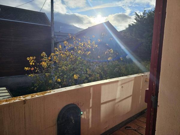 Maison de village avec fort potentiel – Possibilité de créer deux appartements indépendants