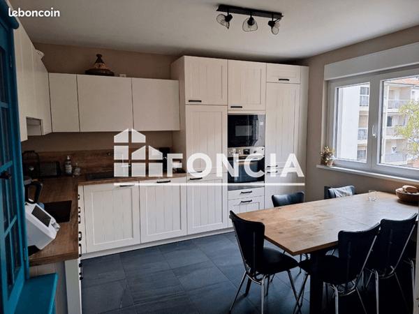 Location Appartement 4 pièces 94.8 m² - Wolfisheim 67202
