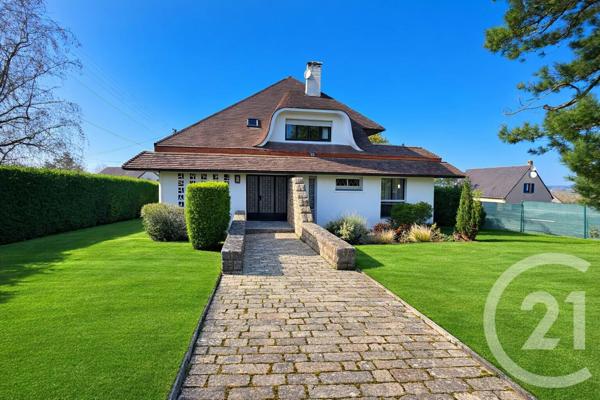 Maison à vendre  8 pièces - 225,60 m2 DONVILLE LES BAINS - 50