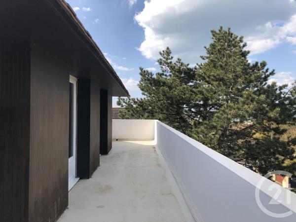 Maison à vendre  8 pièces - 225,60 m2 DONVILLE LES BAINS - 50