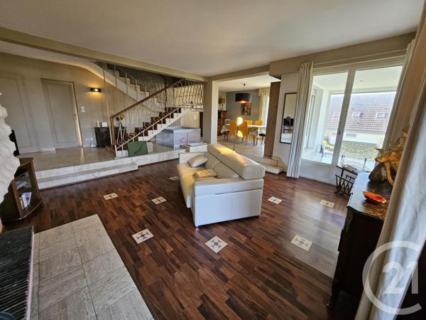 Maison à vendre  8 pièces - 225,60 m2 DONVILLE LES BAINS - 50