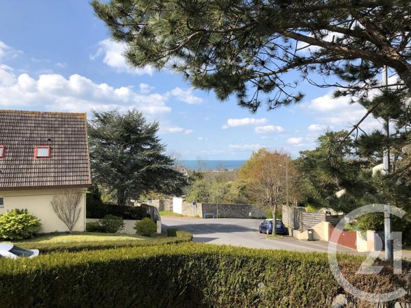 Maison à vendre  8 pièces - 225,60 m2 DONVILLE LES BAINS - 50