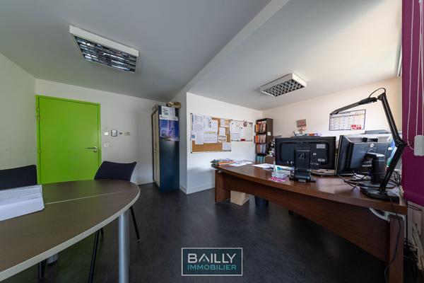 Bureaux La Roche Sur Yon 1540 m2 , La roche sur yon
