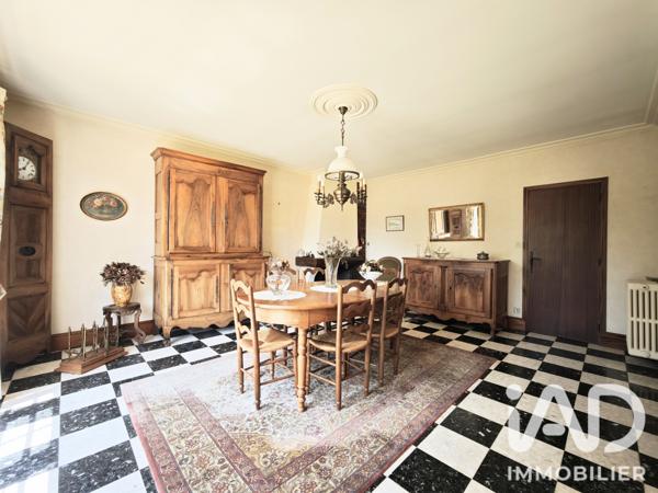 Maison à vendre 7 pièces 200 m² Noyal-Châtillon-sur-Seiche
