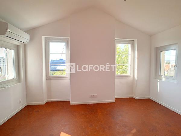 Location bureau Marseille 04 - 1 pièce(s) - 19 m² - 550 €/mois