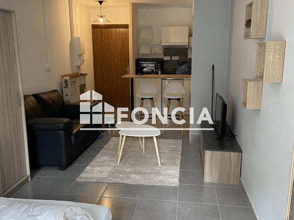 Location Studio meublé 26.28 m² - 88 RUE LAREVELLIERE Angers 49100