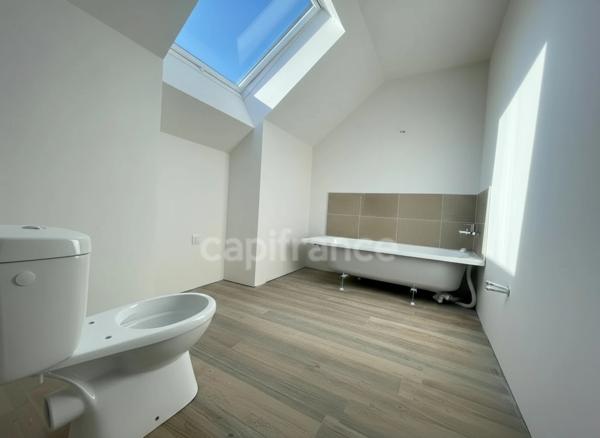 MAISON NEUVE 4 CHAMBRES.