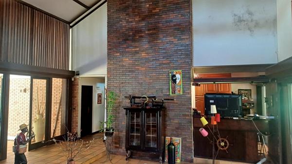 Maison à REMIRE-MONTJOLY, 97354 - 6 pièces 350m²