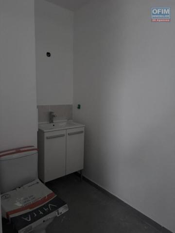 À LOUER – STUDIO F1 NEUF – RÉSIDENCE ARTY – SAINTE-CLOTILDE