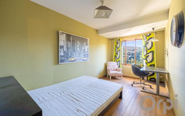 Maison à vendre    4 pièces • 141 m2 Colomars